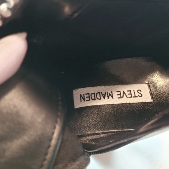 Steve Madden Black Leather Humble Ankle Booties Size 7.5 - Picture 10 of 16